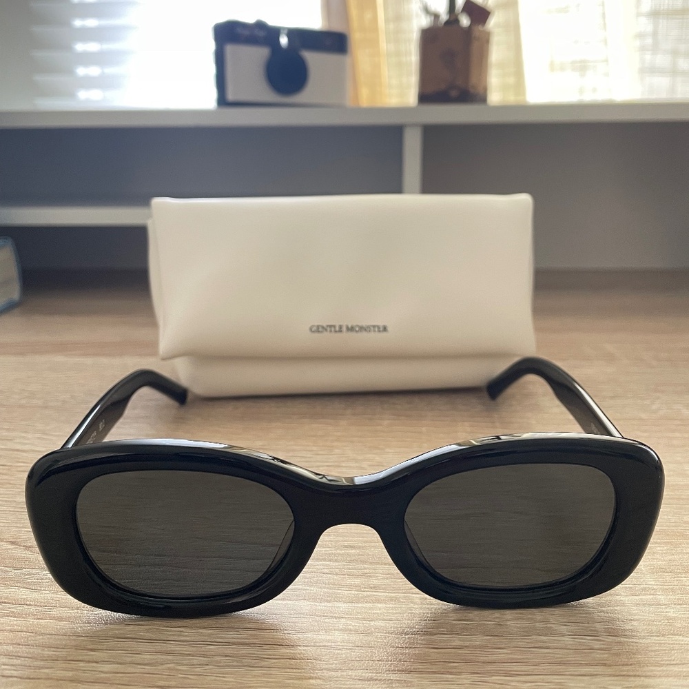 Gentle Monster Oracle Sunglasses